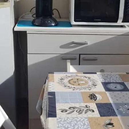 Cosy Au Cap D'agde Pour 2 Personnes Avec Vue Sur Les Bateaux - Fr-1-749-102 Apartment *
